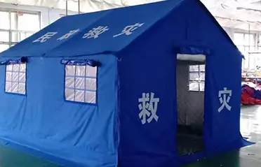 Zimowe bawełniane namioty do usuwania skutków klęsk żywiołowych ze wzmocnionymi ramami są teraz dostarczane z firmy Pengcheng Outdoor