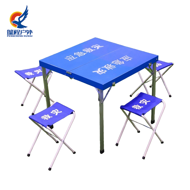 Stół ratunkowy i zestaw krzeseł